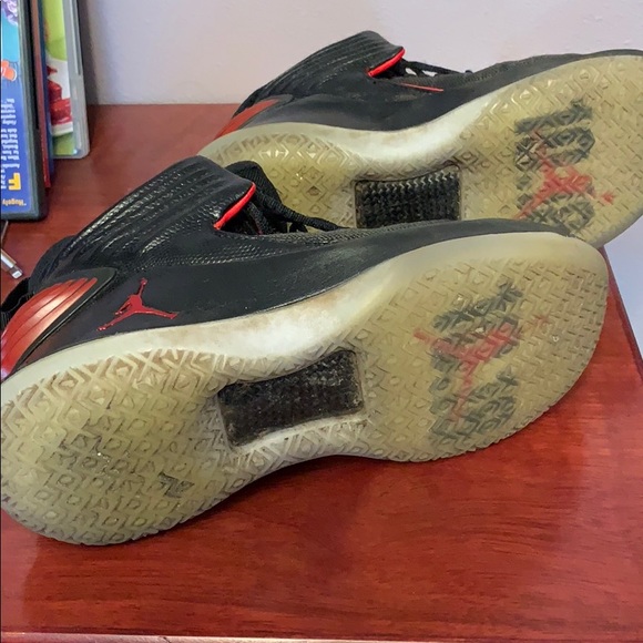 Air Jordan shoes - Picture 4 of 5